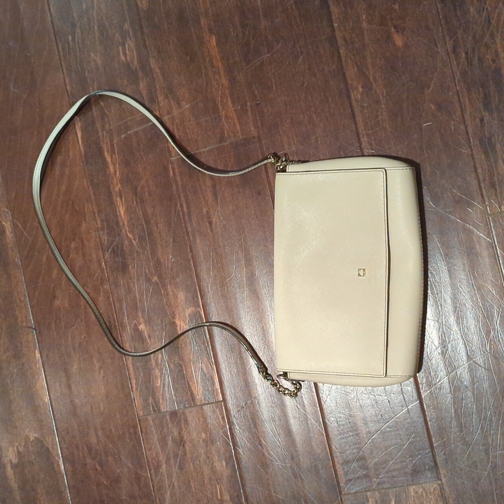 Kate Spade Small Bag;